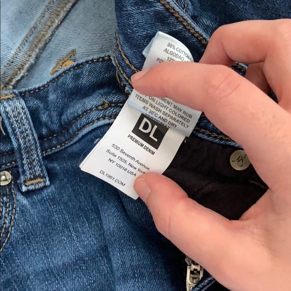 DL Premium Low Rise Jeans - Picture 3 of 4